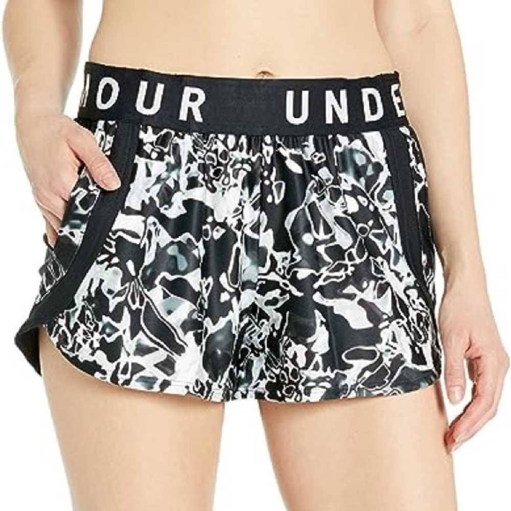 Under Armour Women's Play Up 3.0 Print Workout Gym Shorts Size Large